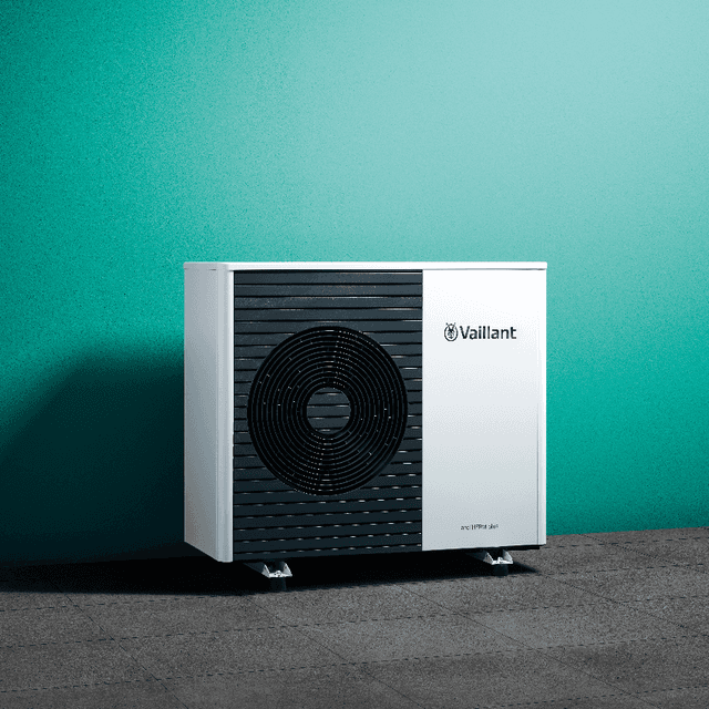 Vaillant aroTHERM Plus Heat Pump 7kw 0010037213